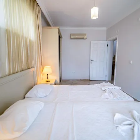 فيلة Seaside Residence, Villa Sar, Deniz Manzarali Fethiye Calis , 4 Yatak Odali ,8 Kisilik Muestakil Havuzlu Villa فتحية