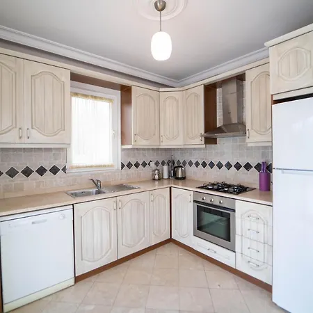 Seaside Residence, Villa Sar, Deniz Manzarali Fethiye Calis , 4 Yatak Odali ,8 Kisilik Muestakil Havuzlu Villa וילה