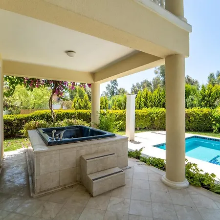 فيلة Seaside Residence, Villa Sar, Deniz Manzarali Fethiye Calis , 4 Yatak Odali ,8 Kisilik Muestakil Havuzlu Villa فتحية