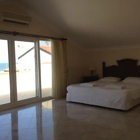 Seaside Residence, Villa Sar, Deniz Manzarali Fethiye Calis , 4 Yatak Odali ,8 Kisilik Muestakil Havuzlu Villa فيلة